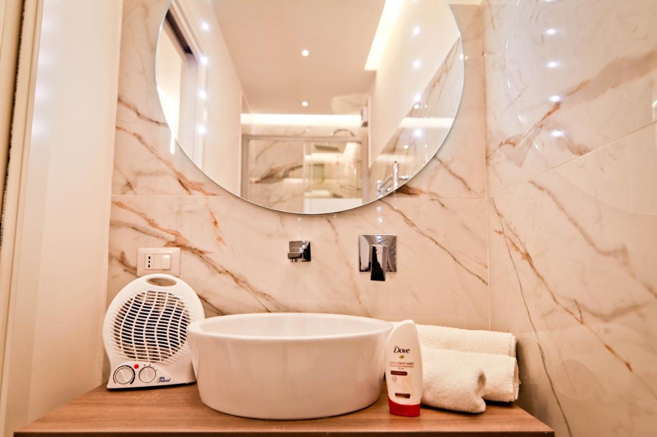 Appartement La Casa Di Anna Chiaia, Stadio Maradona Lungomarecaracciolo *